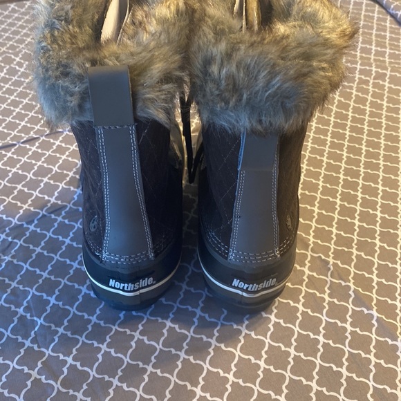NWOT: Northside Mont Blanc Winter Boots - Picture 3 of 7